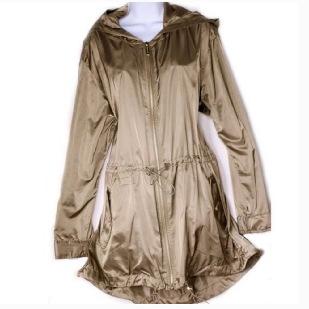 NWT ($160) Michael Kors Raincoat Medium